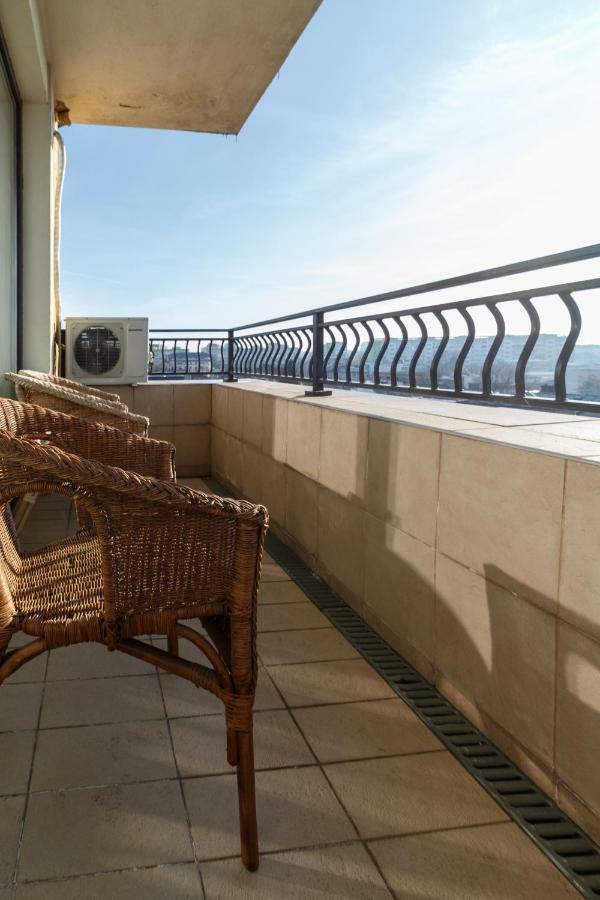 City Center Premium Apartments Бухарест Экстерьер фото