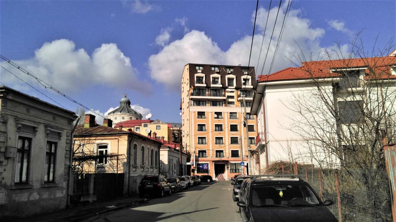 City Center Premium Apartments Бухарест Экстерьер фото