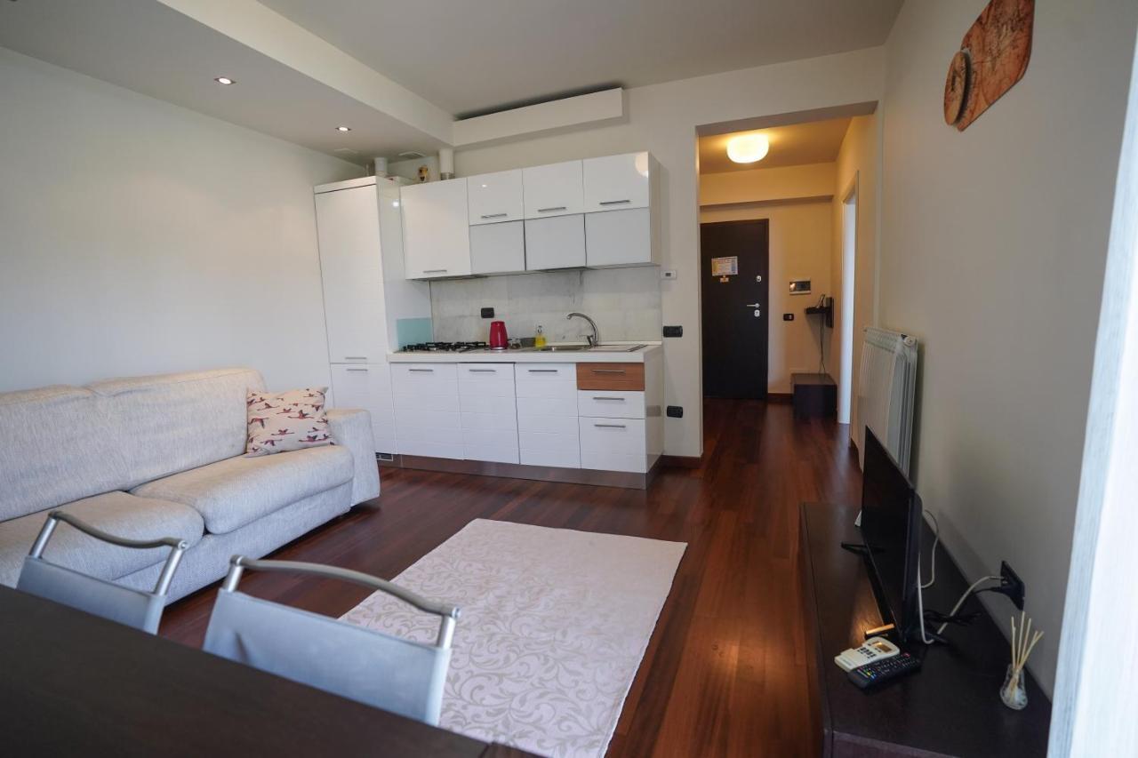 City Center Premium Apartments Бухарест Экстерьер фото