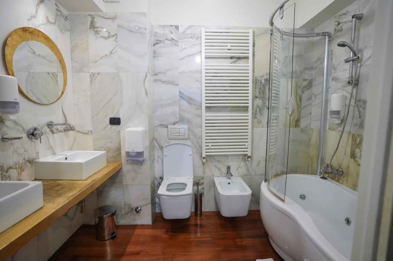 City Center Premium Apartments Бухарест Экстерьер фото